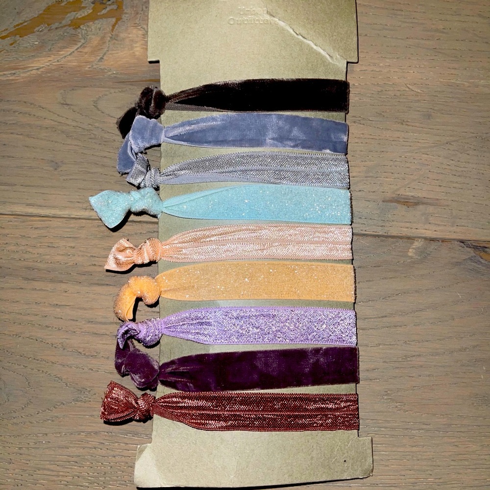 Urban Outfitters Flat Scrunchies